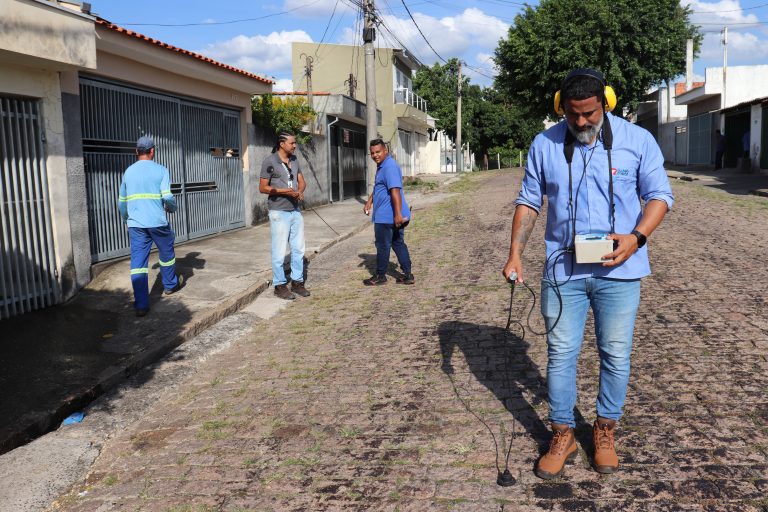 Leia mais sobre o artigo VÍDEO: SAAE inicia projeto-piloto com tecnologia para detecção de vazamentos ocultos