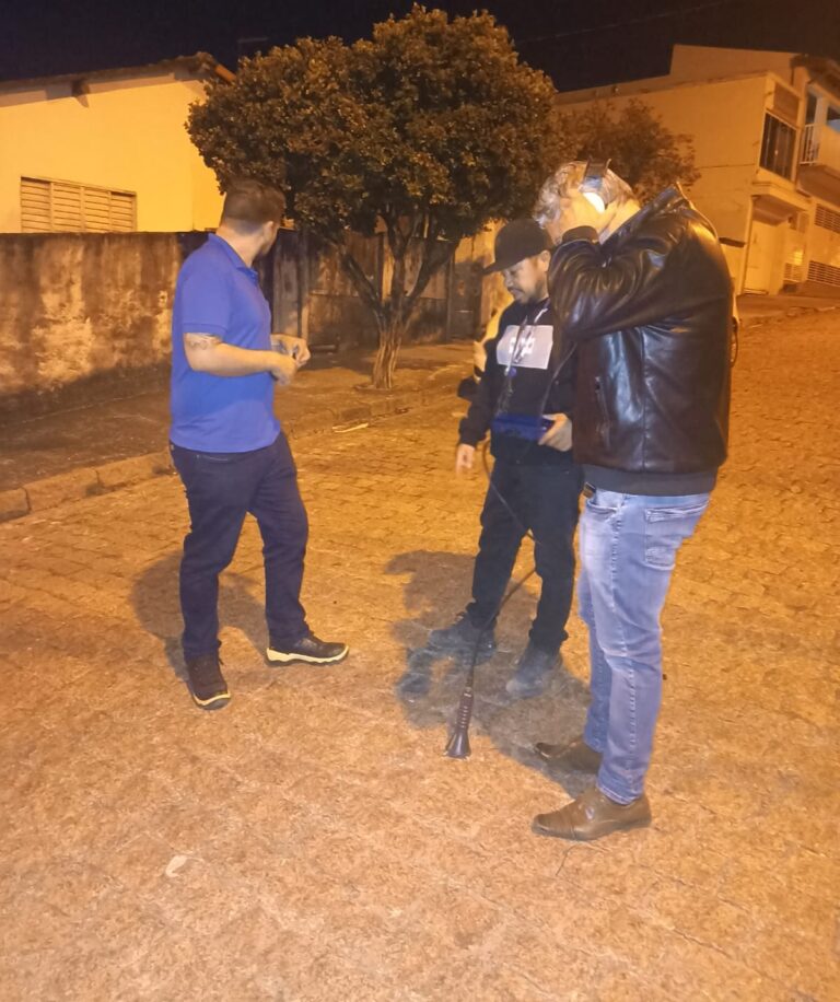 Leia mais sobre o artigo VÍDEO: Geofonamento durante a madrugada detecta vazamentos no Bela Vista, já consertados