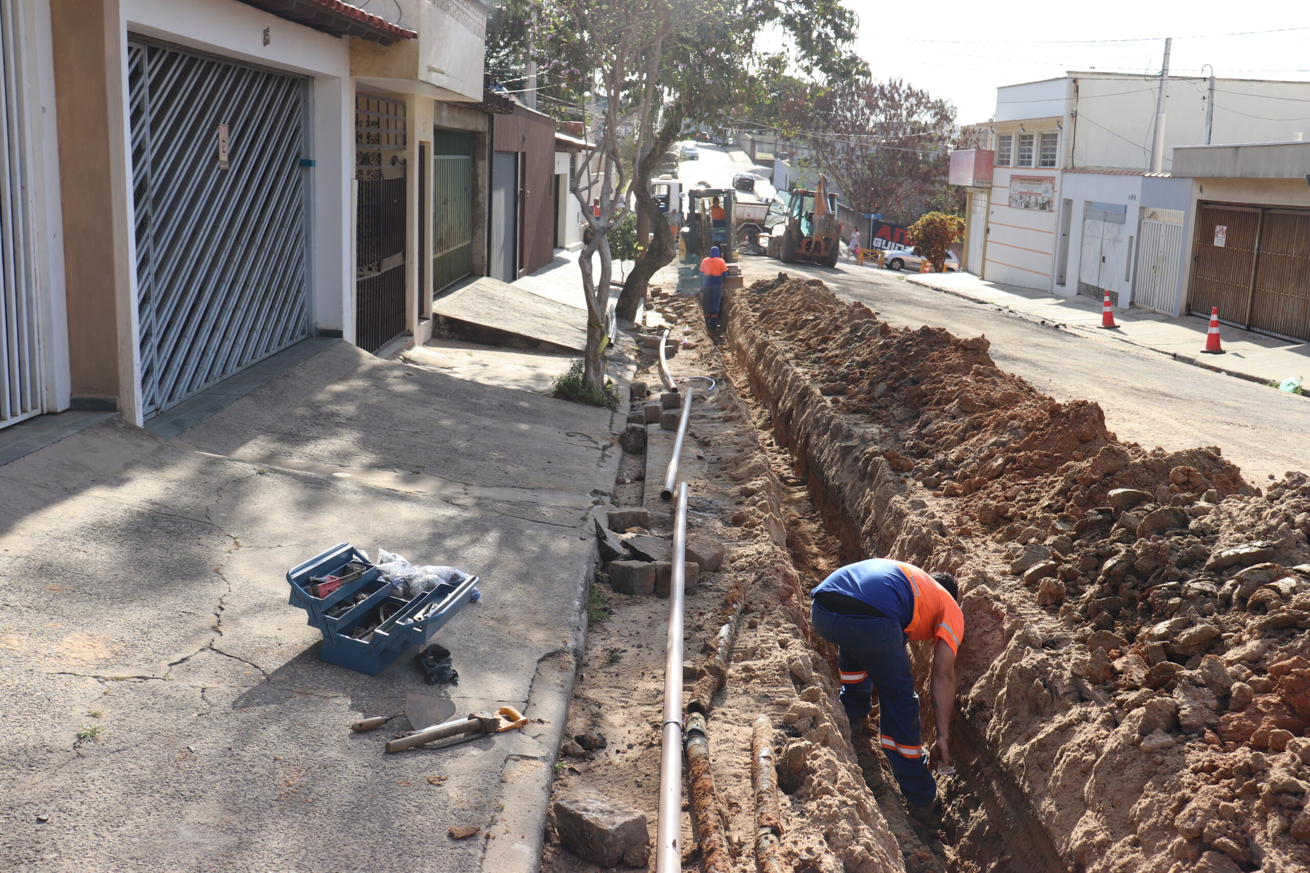 Leia mais sobre o artigo SAAE troca tubulação no bairro Jardim Paraíso