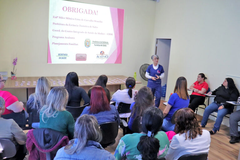 Leia mais sobre o artigo OUTUBRO ROSA: Palestra no SAAE aborda importância do autocuidado e do diagnóstico precoce