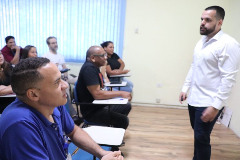 Leia mais sobre o artigo SAAE oferece cursos de qualificação sobre segurança e aprimoramento pessoal aos servidores